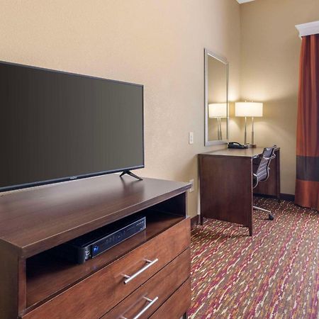 Comfort Inn & Suites Артижа Екстериор снимка