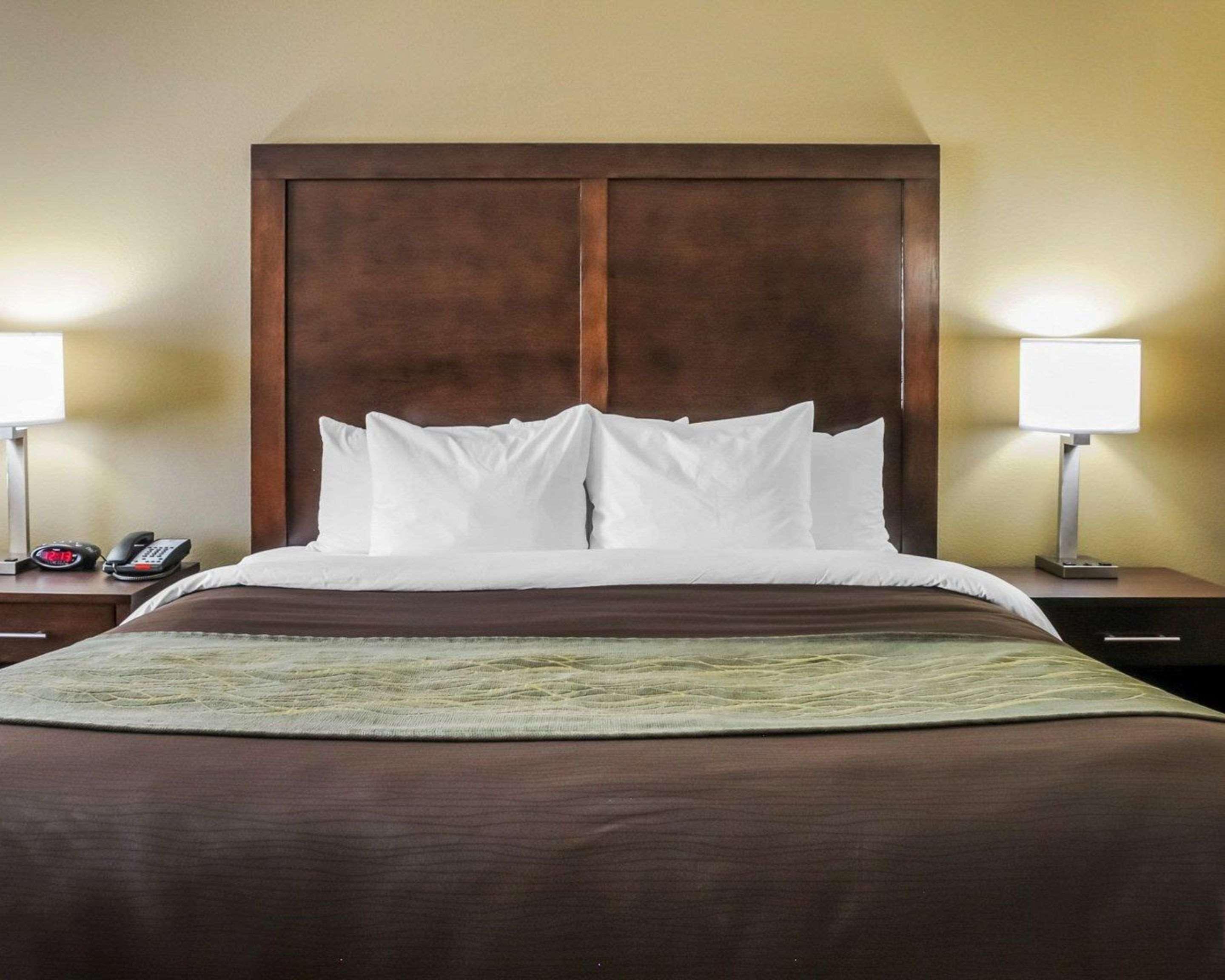 Comfort Inn & Suites Артижа Екстериор снимка