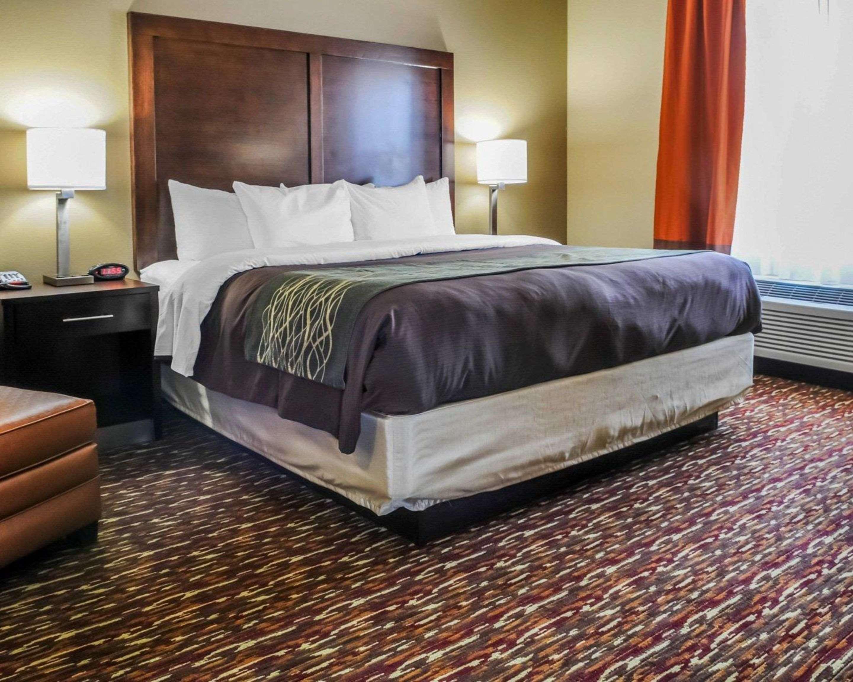 Comfort Inn & Suites Артижа Екстериор снимка
