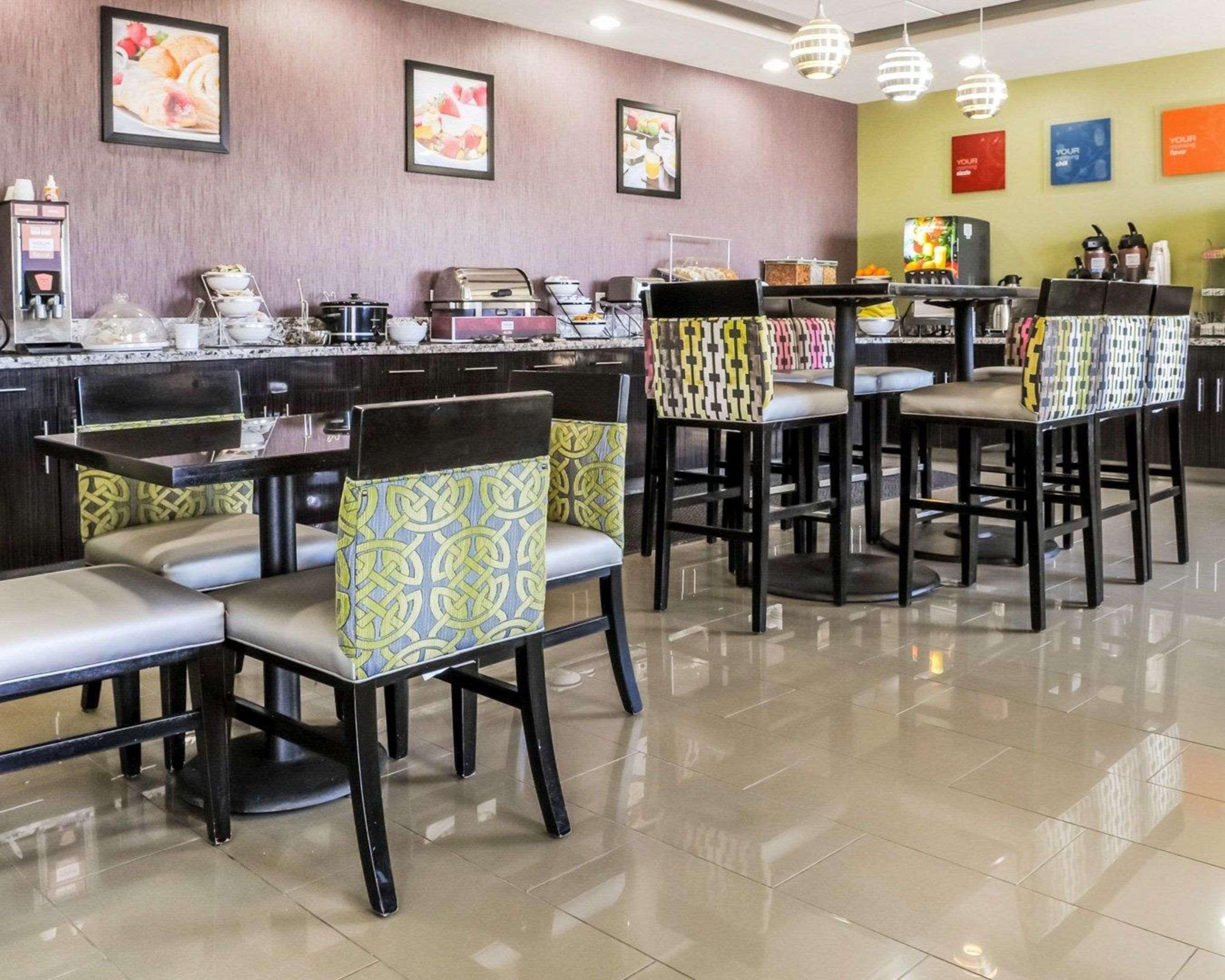 Comfort Inn & Suites Артижа Екстериор снимка