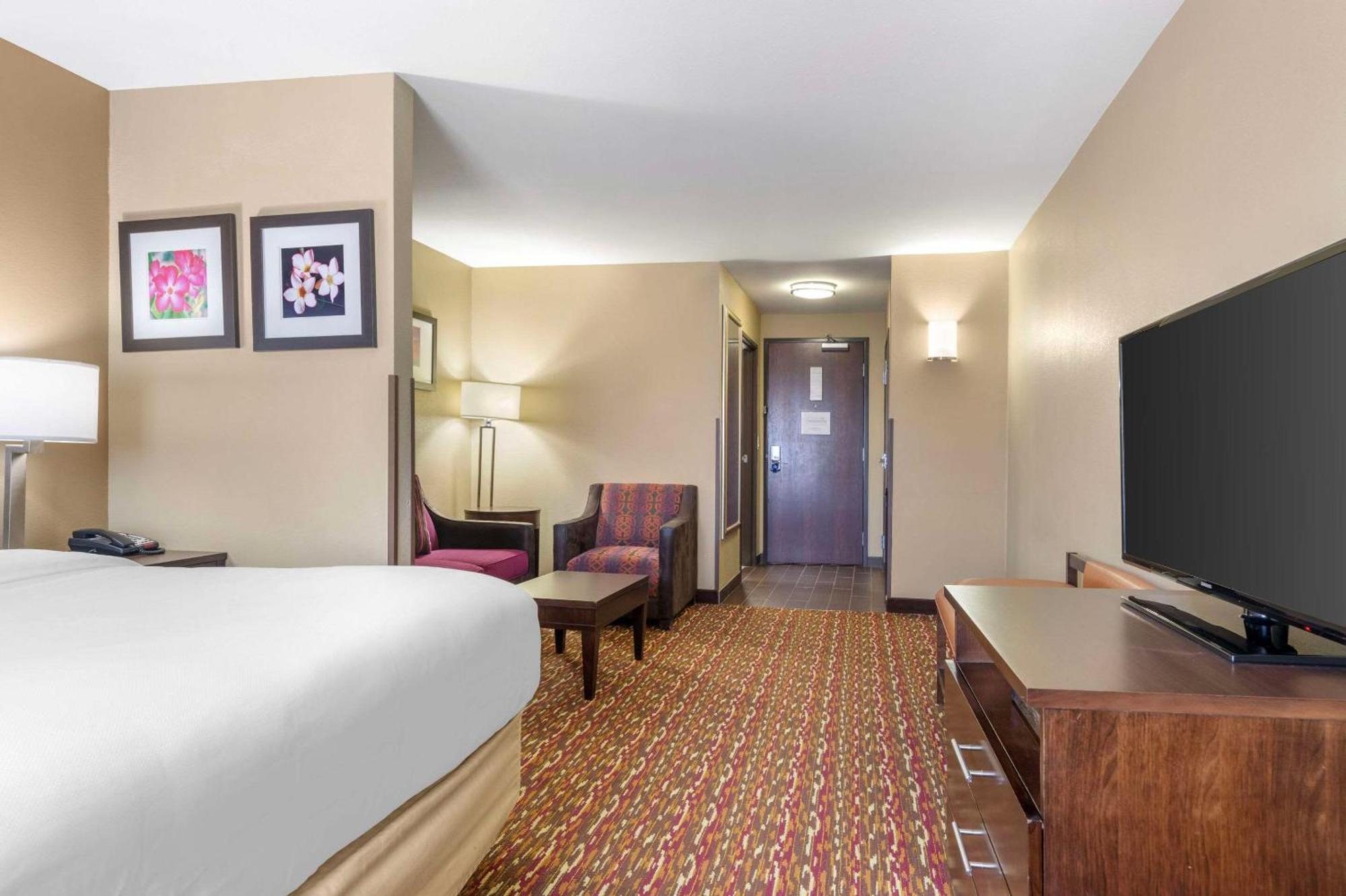 Comfort Inn & Suites Артижа Екстериор снимка